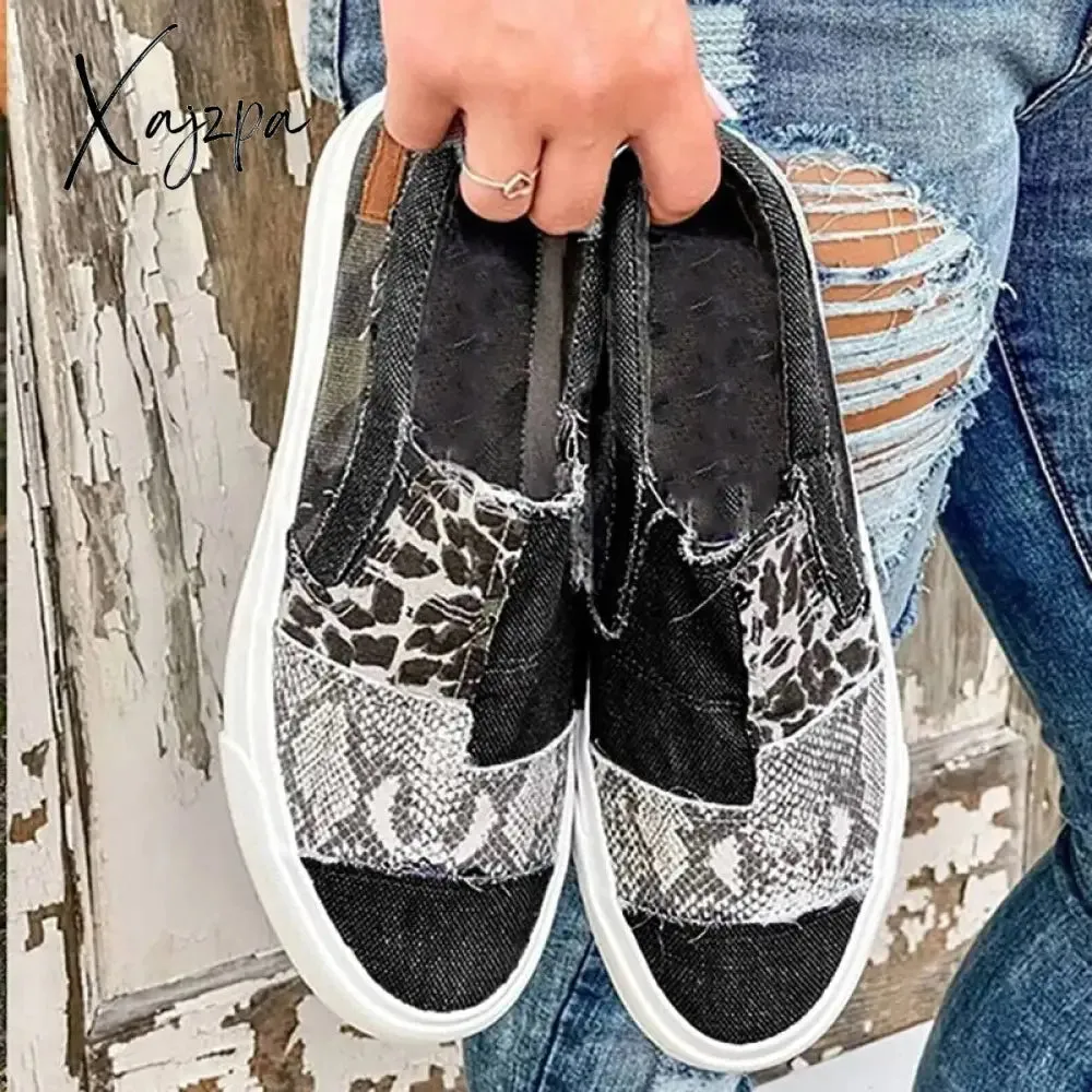 Xajzpa - Pieced Raw Edge Animal Print Canvas Slip-On Flats