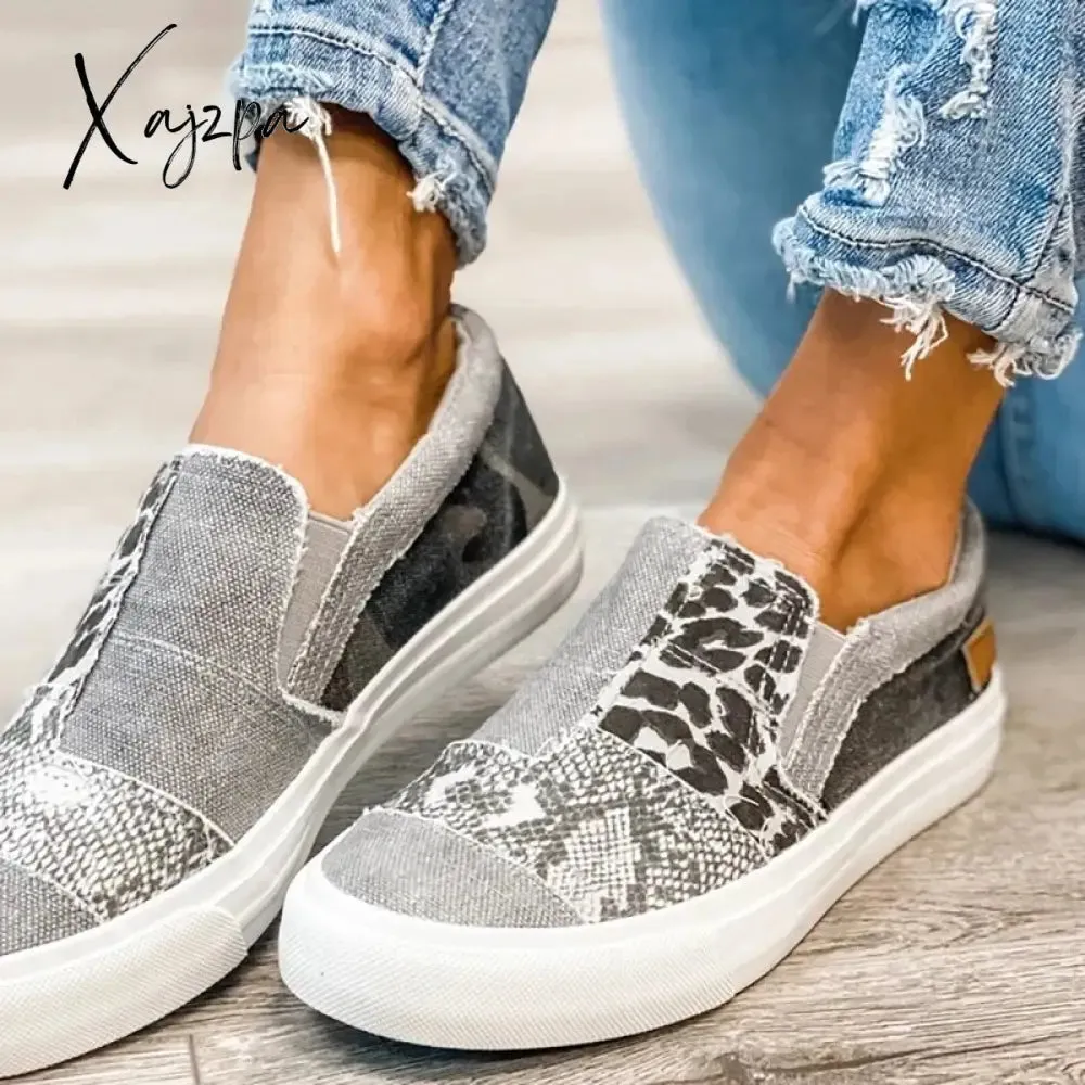 Xajzpa - Pieced Raw Edge Animal Print Canvas Slip-On Flats